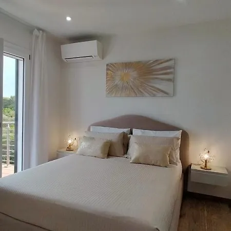 A.mare Bed & Breakfast